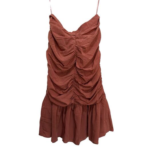 NWT Boohoo Brown Ruched Front Pep Hem Midi Skirt Size 10 - Picture 2 of 9